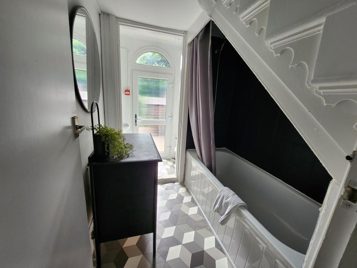 Quantock Lodge Vicarage 2 Рочестер Экстерьер фото